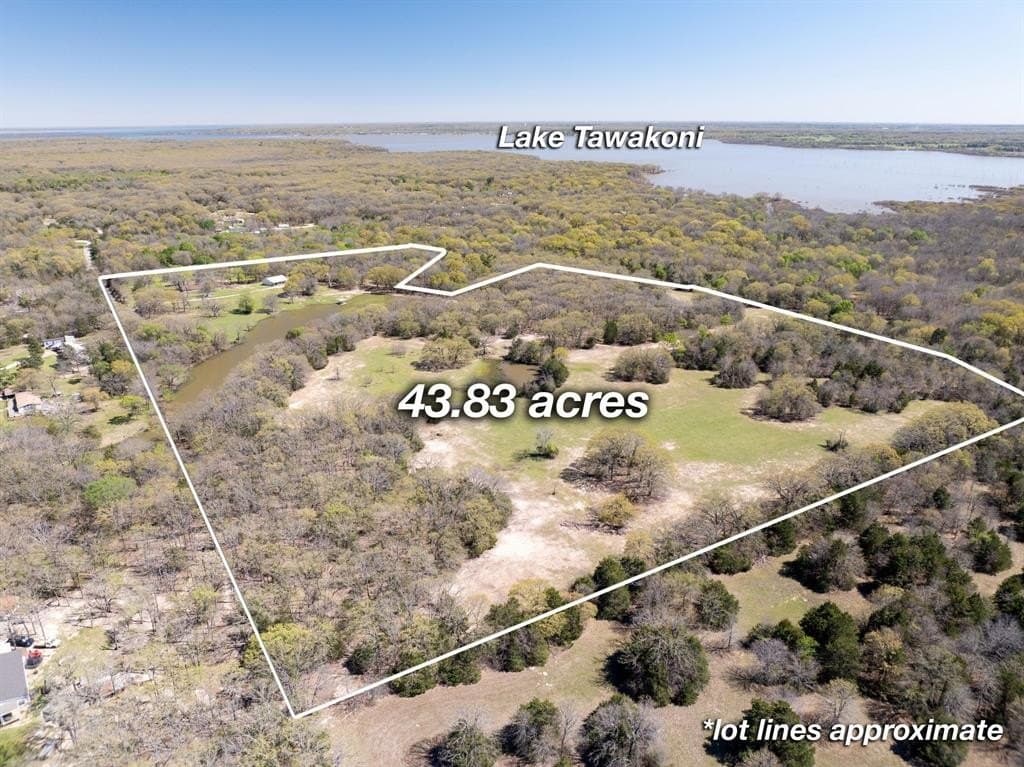 43.83 acres in Hunt County - photo 26