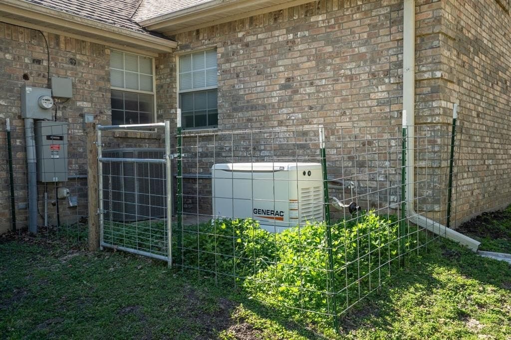 43.83 acres in Hunt County - photo 21