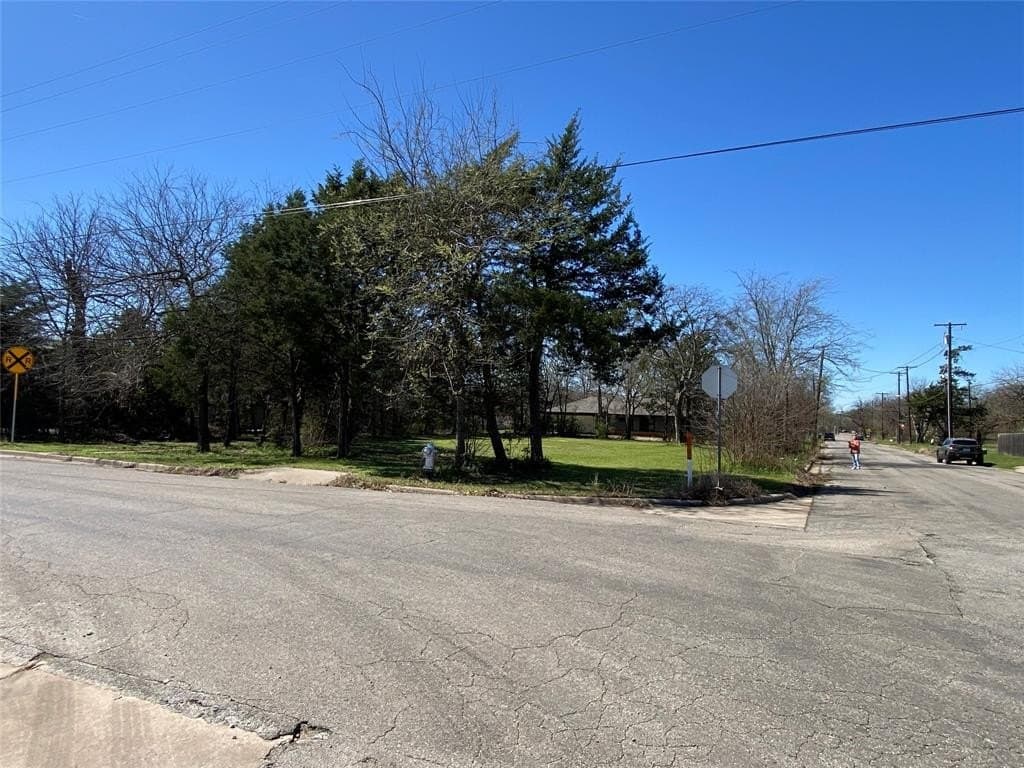 0.36 acres in Grayson County - photo 31