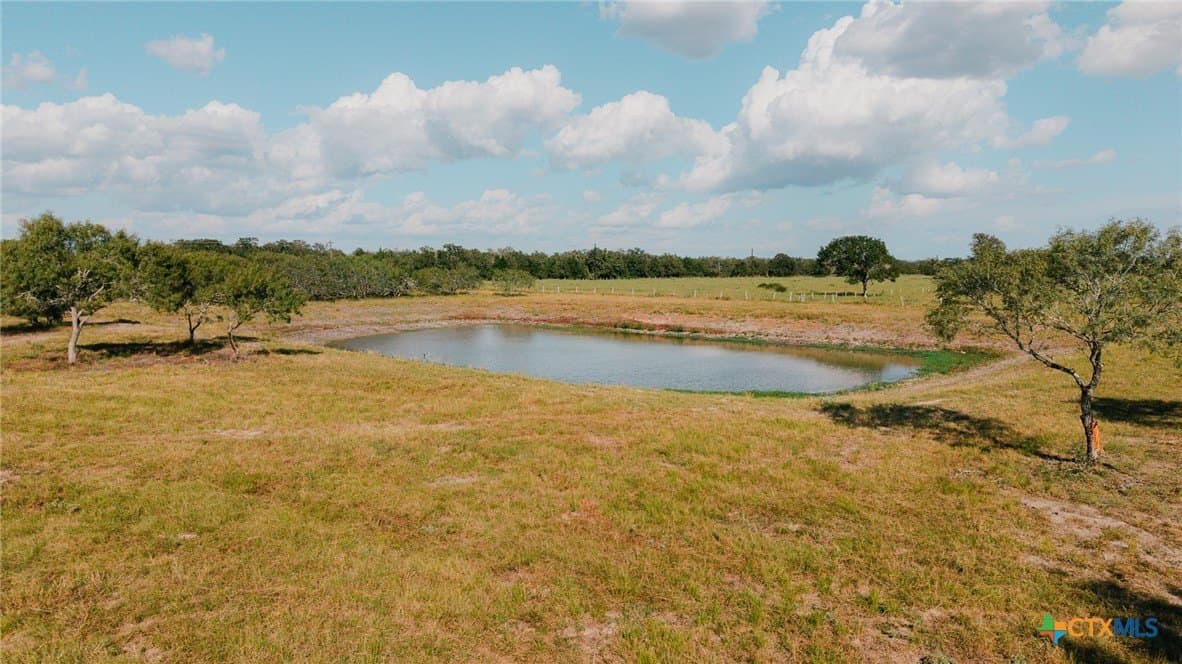 11 acres in Lavaca County - photo 32