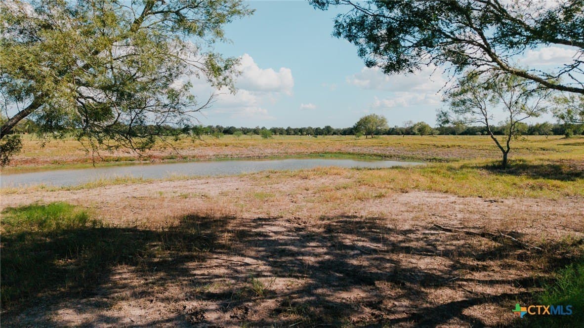 11 acres in Lavaca County - photo 26