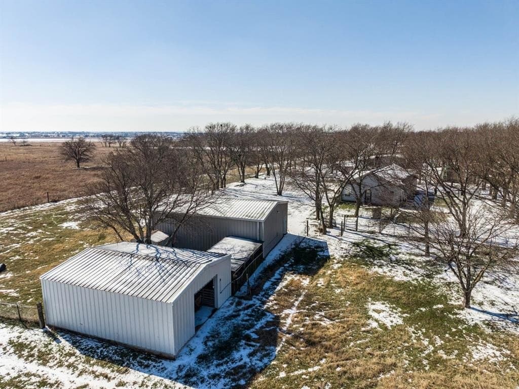 36.43 acres in Ellis County - photo 35