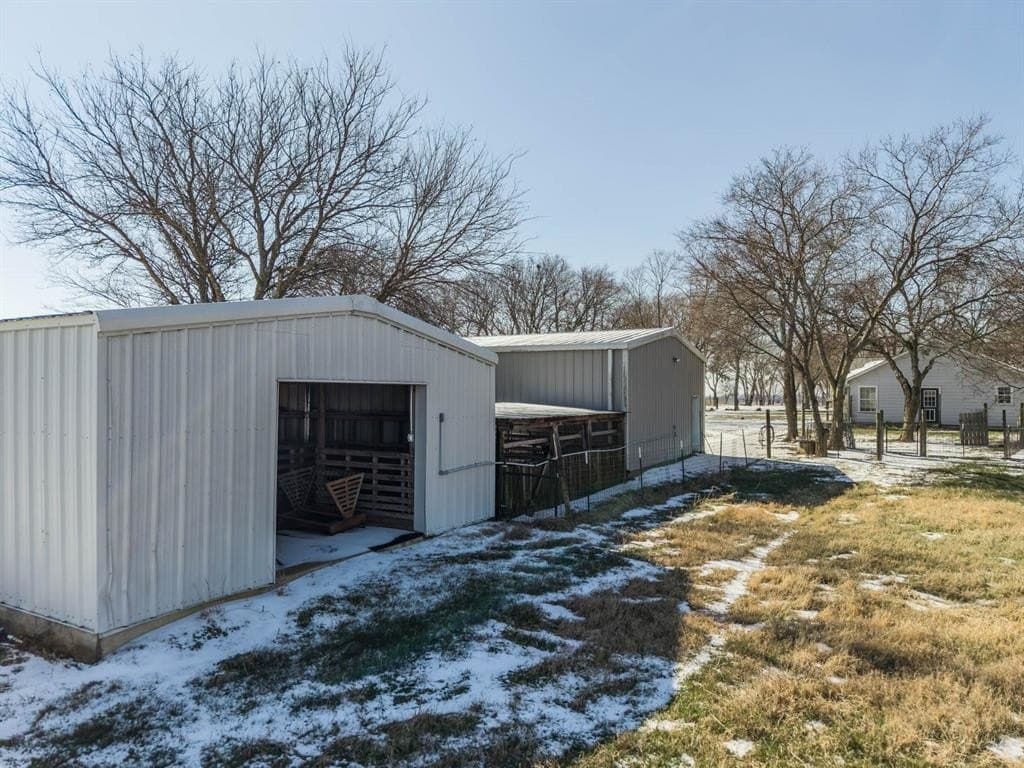 36.43 acres in Ellis County - photo 36
