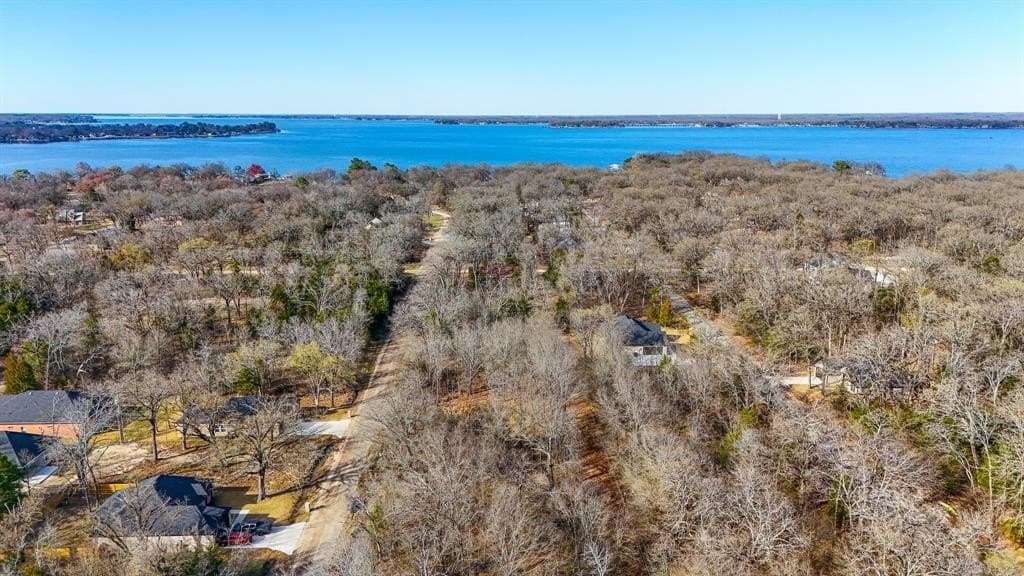 0.17 acres in Henderson County - photo 4