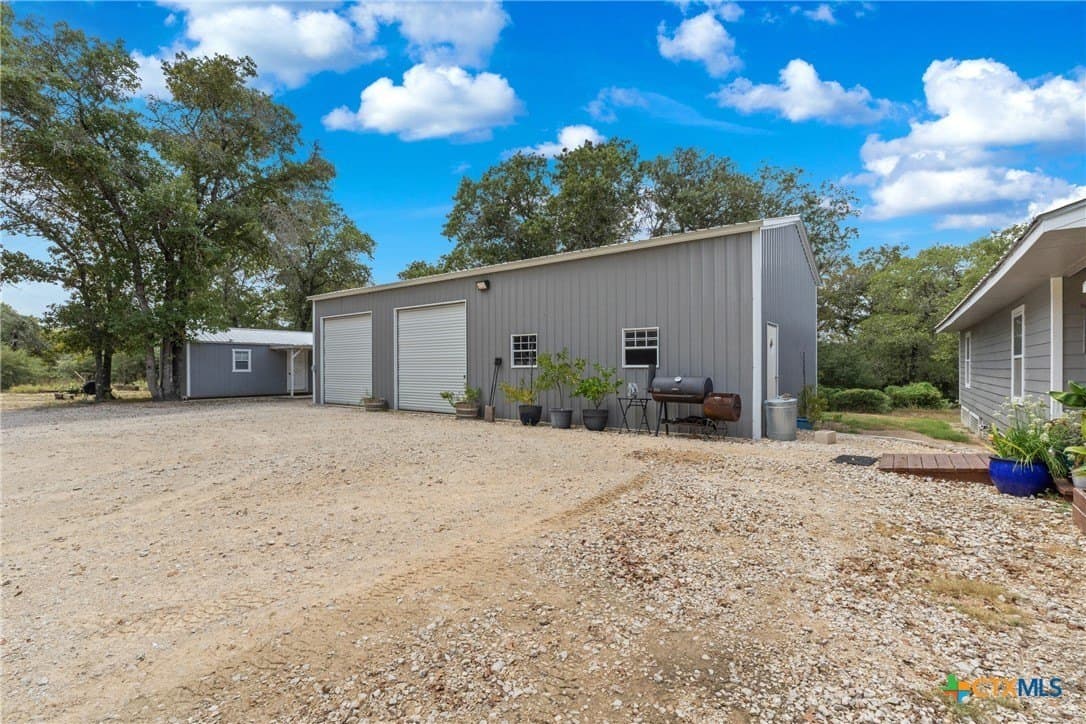 11 acres in Guadalupe County - photo 7