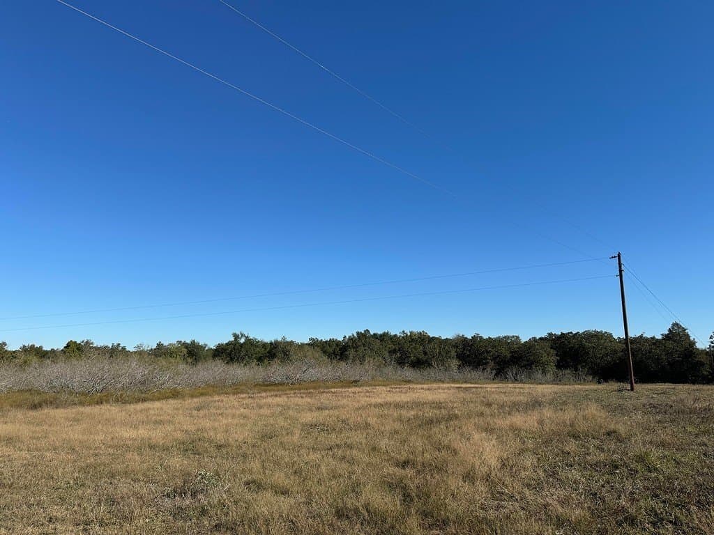 4.67 acres in Milam County - photo 3