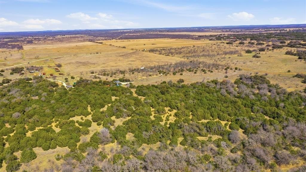 10 acres in Stephens County - photo 8