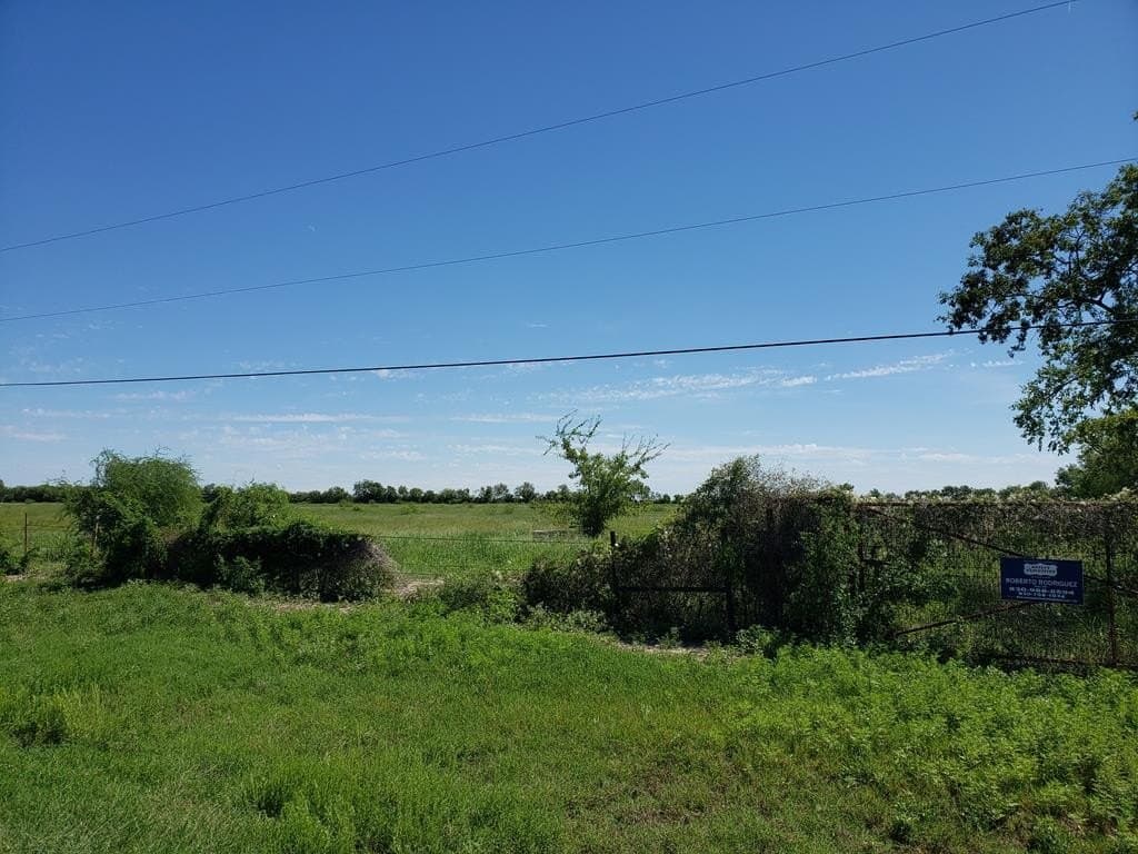 5.02 acres in Maverick County - photo 6