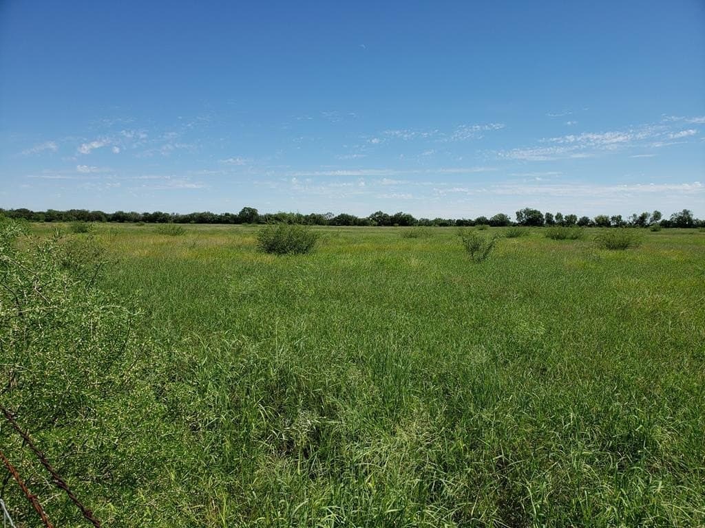 5.02 acres in Maverick County - photo 25