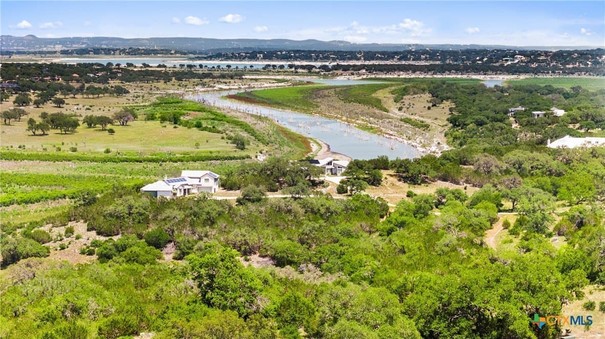 1.9 acres in Comal County - photo 3