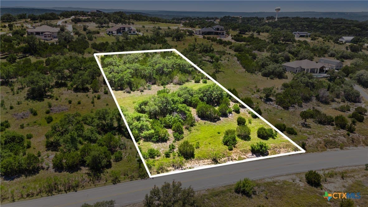 1.9 acres in Comal County - photo 2