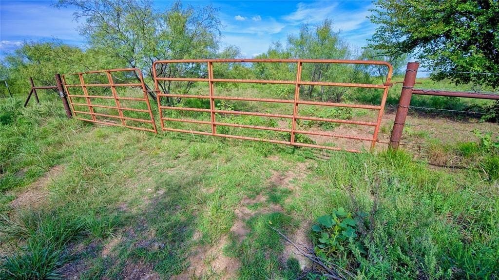 155 acres in Montague County - photo 7