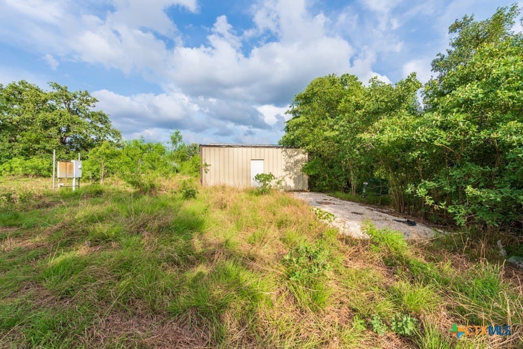 10.03 acres in Caldwell County - photo 9
