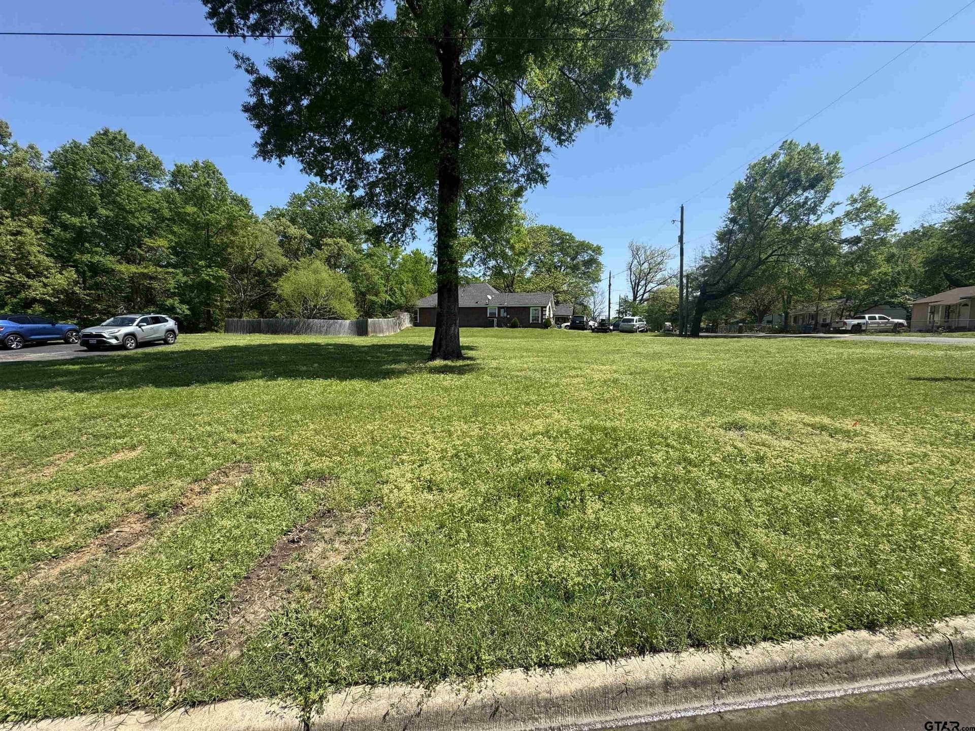 0.28 acres in Titus County - photo 5