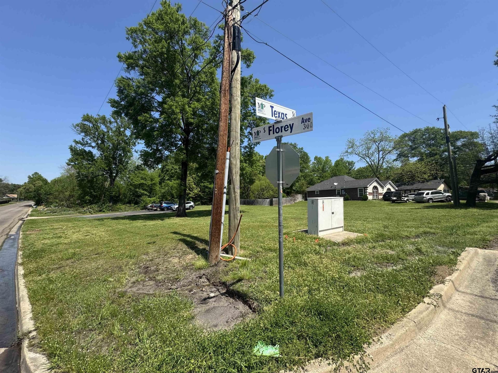 0.28 acres in Titus County - photo 4
