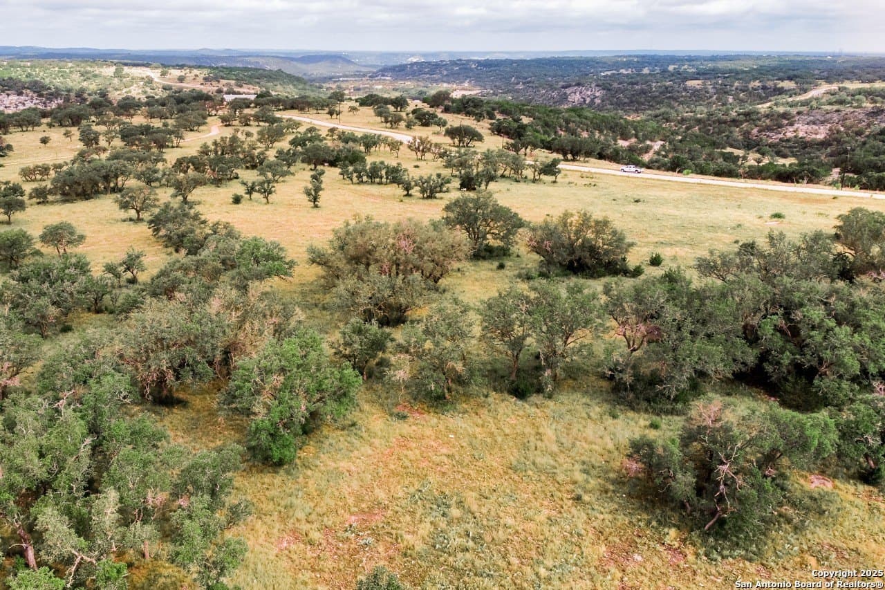 10 acres in Kimble County - photo 3