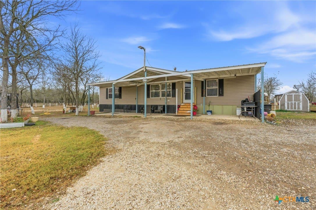 10.21 acres in Bastrop County - photo 2