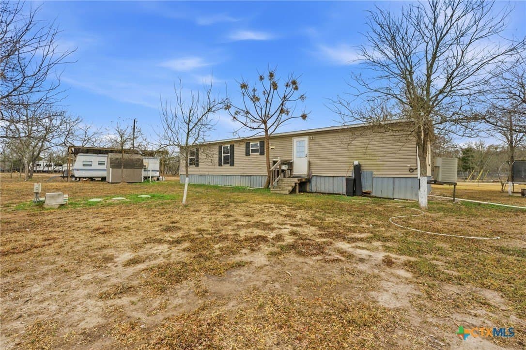 10.21 acres in Bastrop County - photo 4