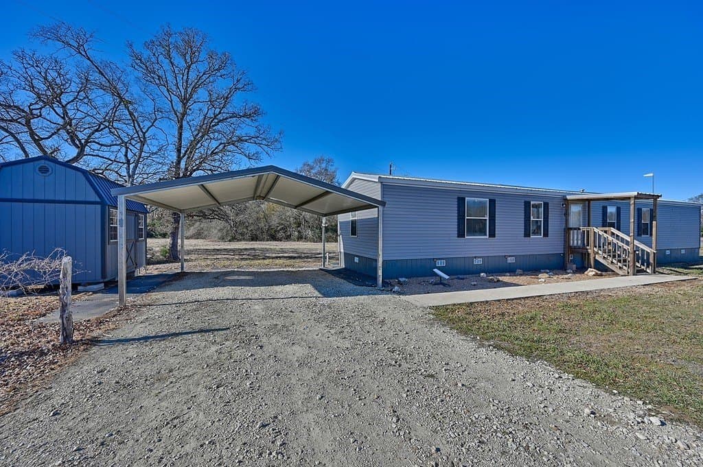 22.91 acres in Burleson County - photo 18