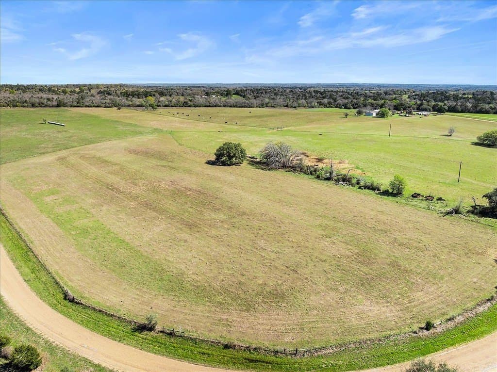 6 acres in Colorado County - photo 8