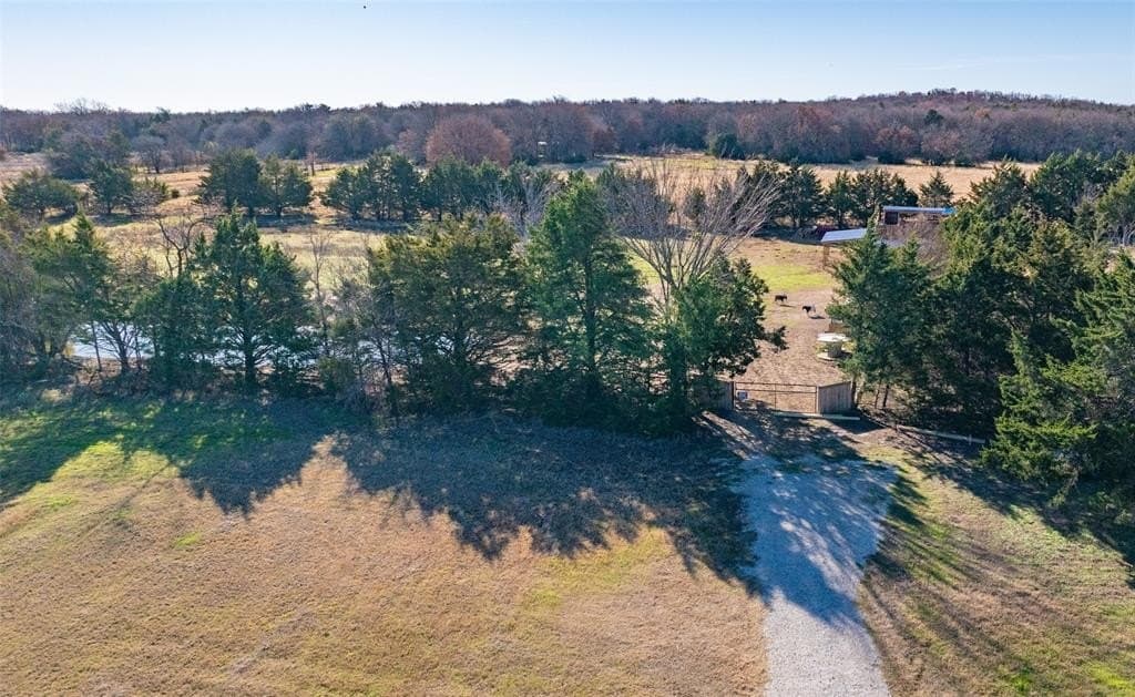 7 acres in Cooke County - photo 2