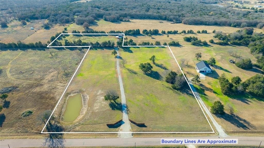 660 County Road 2184