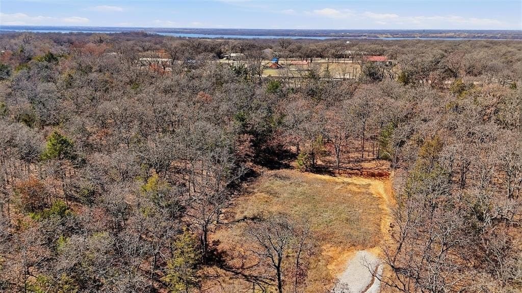 2.01 acres in Cooke County - photo 10