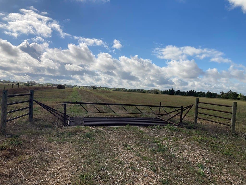 17.87 acres in Fayette County - photo 9