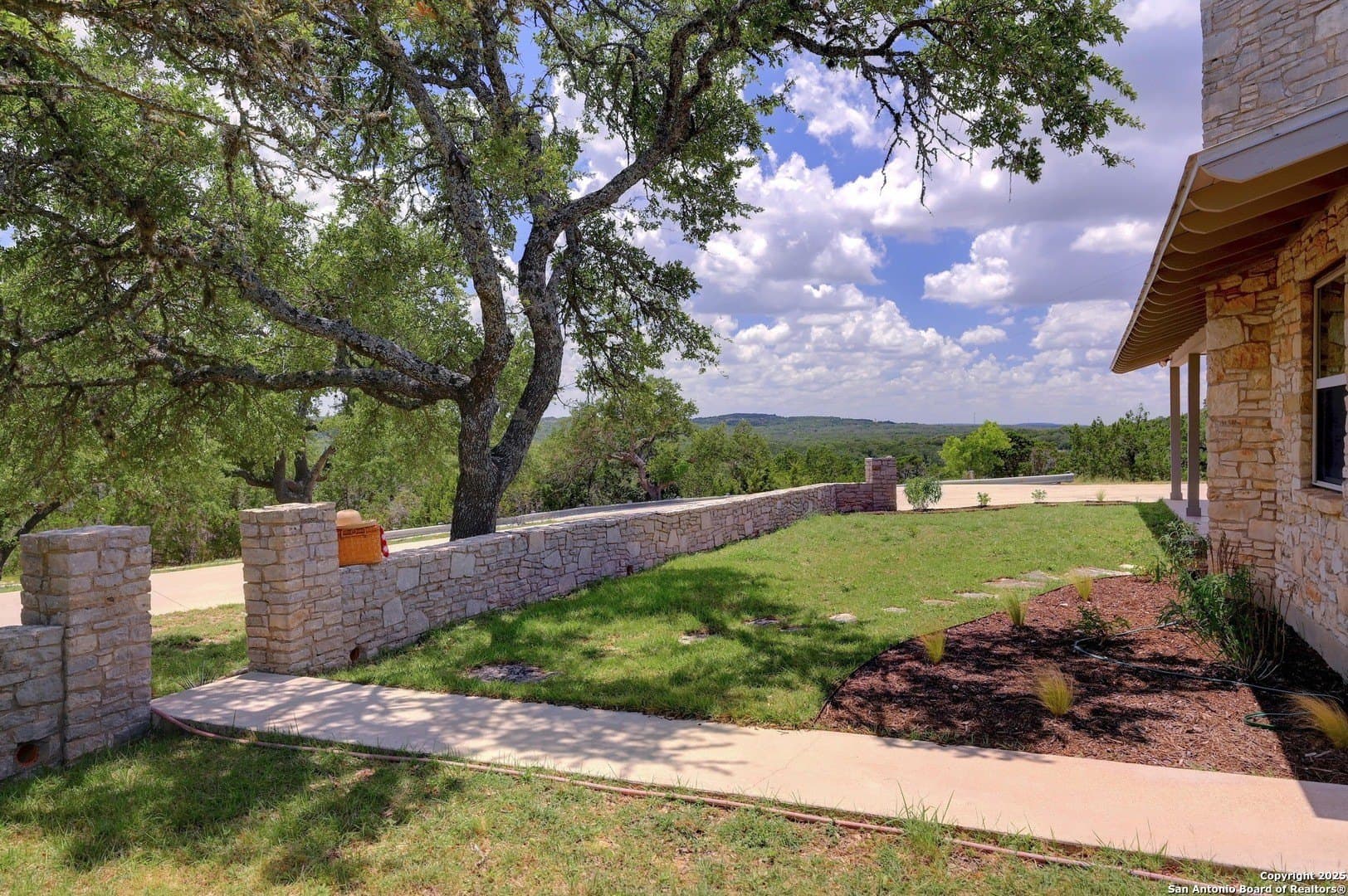 18 acres in Comal County - photo 7
