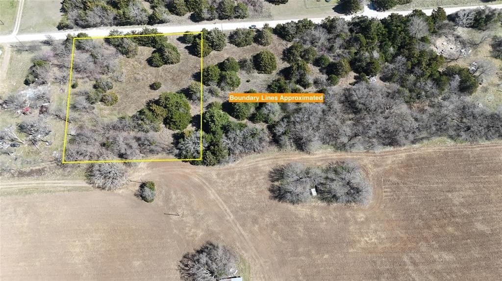 0.99 acres in Navarro County - photo 26