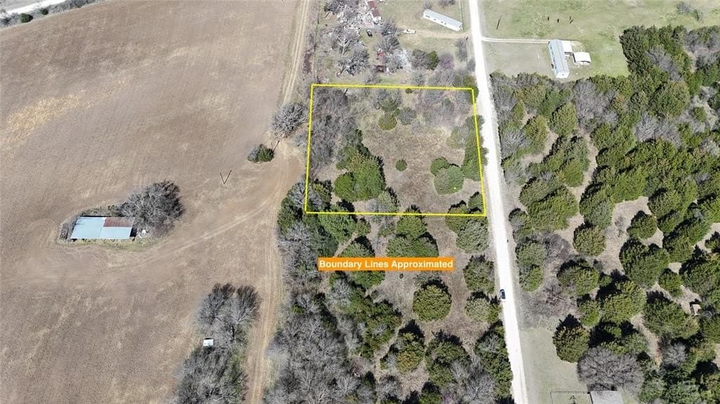 0.99 acres in Navarro County - photo 6