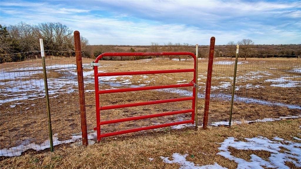 42 acres in Montague County - photo 33