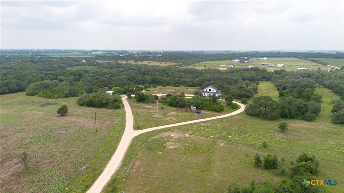 51.75 acres in Guadalupe County - photo 4