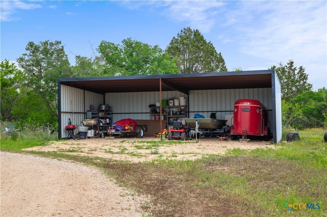 51.75 acres in Guadalupe County - photo 47