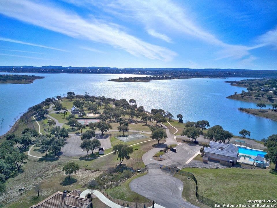 3.07 acres in Comal County - photo 6
