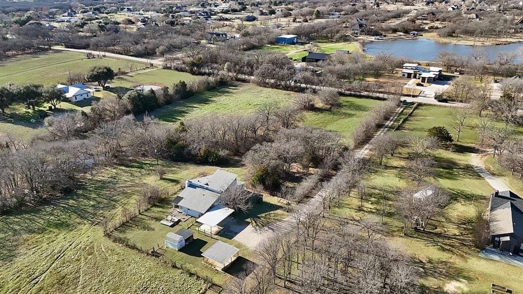 7.6 acres in Tarrant County - photo 2