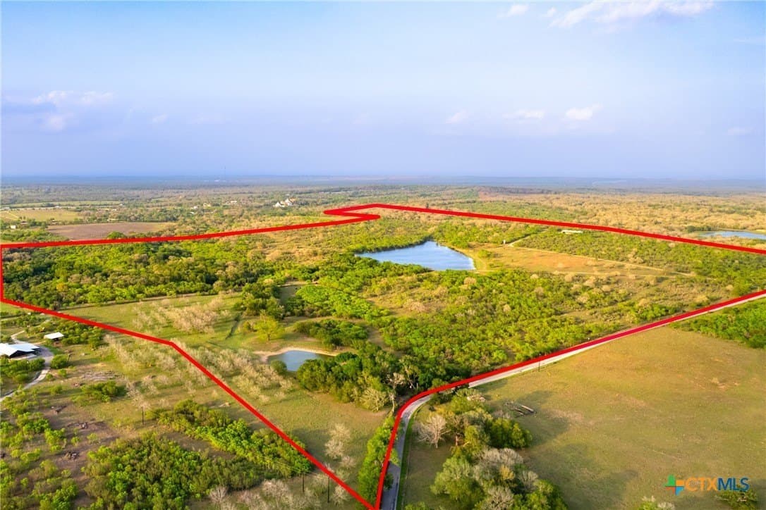 186.5 acres in Guadalupe County - photo 5