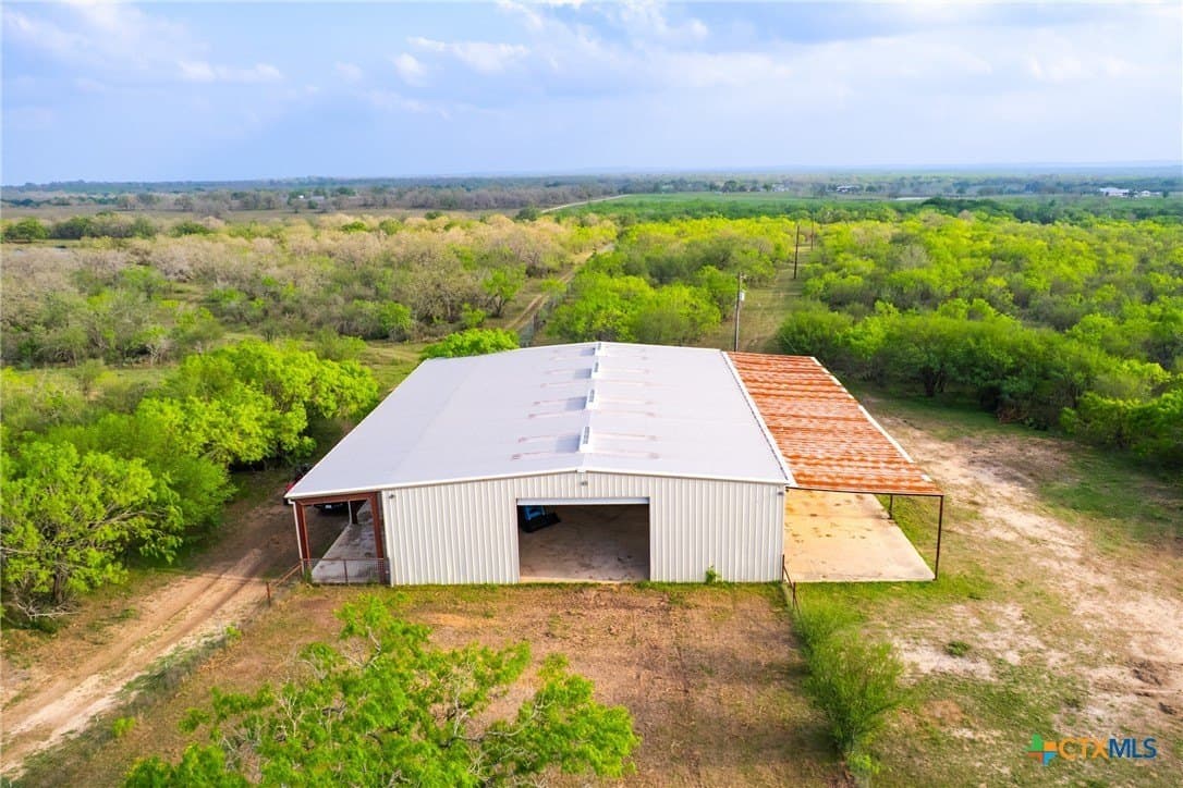 186.5 acres in Guadalupe County - photo 39