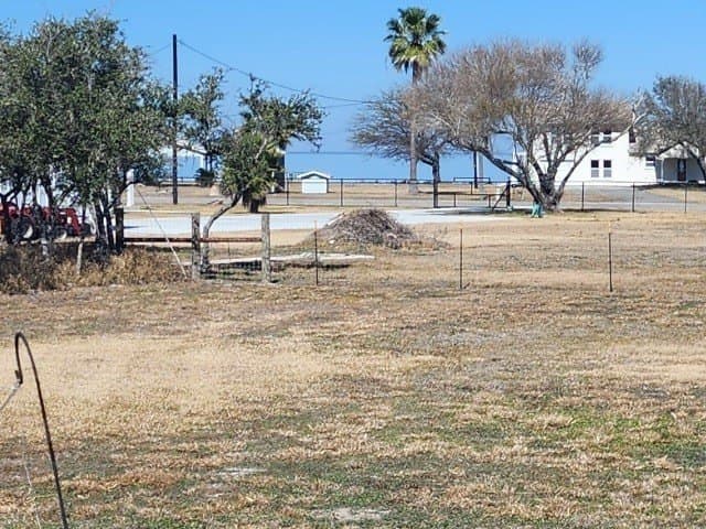 0.5 acres in Aransas County - photo 2