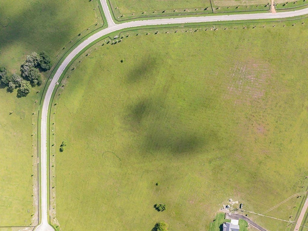 9.65 acres in Fayette County - photo 2