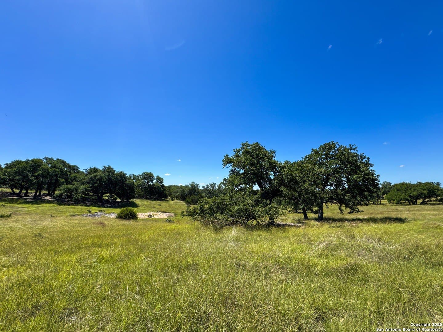 4.01 acres in Gillespie County - photo 2