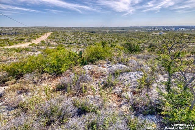 112.7 acres in Val Verde County - photo 10
