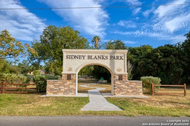 112.7 acres in Val Verde County - photo 15