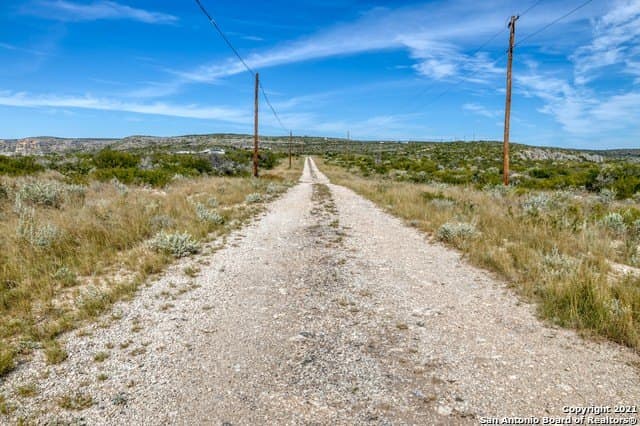 112.7 acres in Val Verde County - photo 5