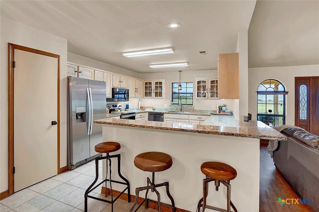 11 acres in Bexar County - photo 8