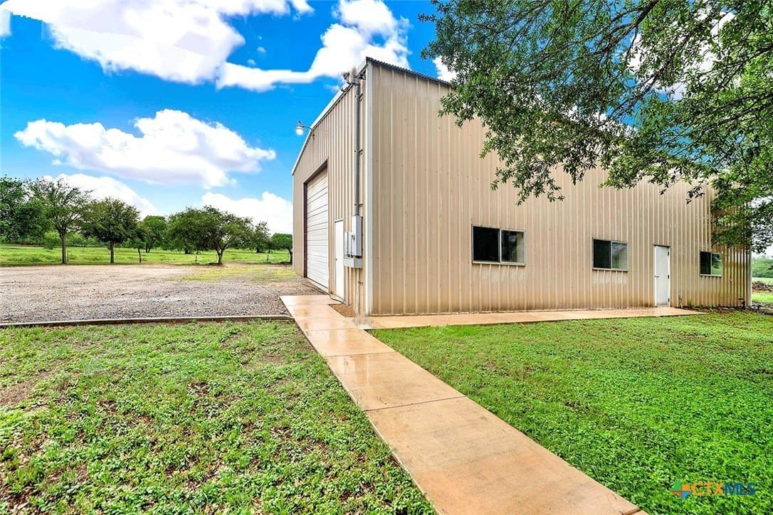 11 acres in Bexar County - photo 22