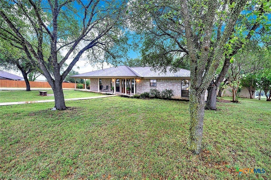 605 & 630 N Graytown Road