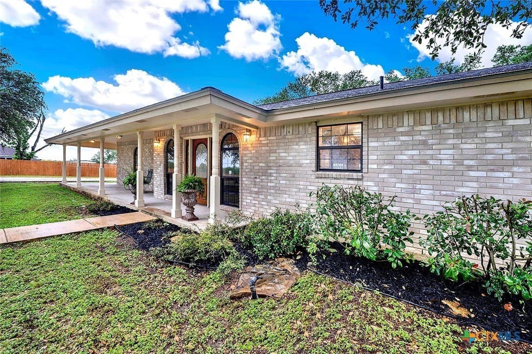 11 acres in Bexar County - photo 5