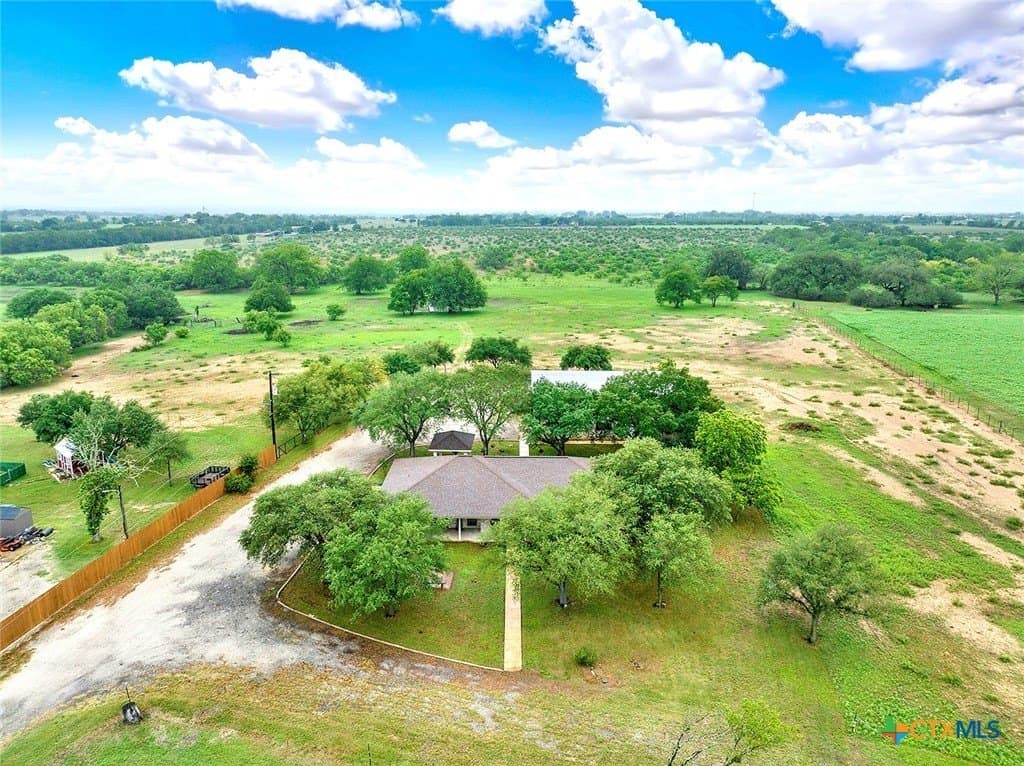 11 acres in Bexar County - photo 25
