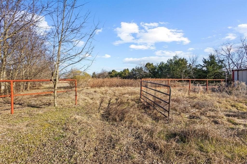 20 acres in Rains County - photo 13